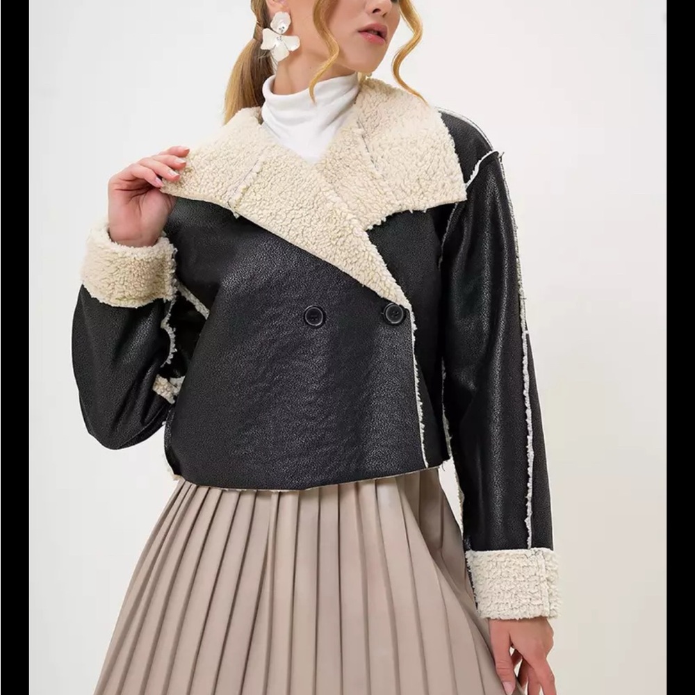 NWT HYFVE The Brooklynn Black and Cream Faux-Leather Sherpa Jacket M - Picture 1 of 13